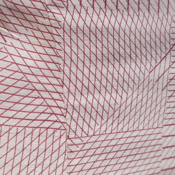 Winter Silks, silk chiffon, self lined princess style skirt, size 12 - Picture 2 of 2